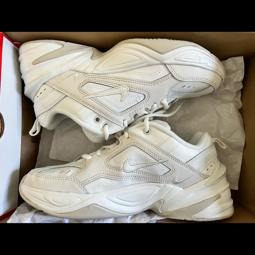 NIKE M2k TECHNO BEIGE